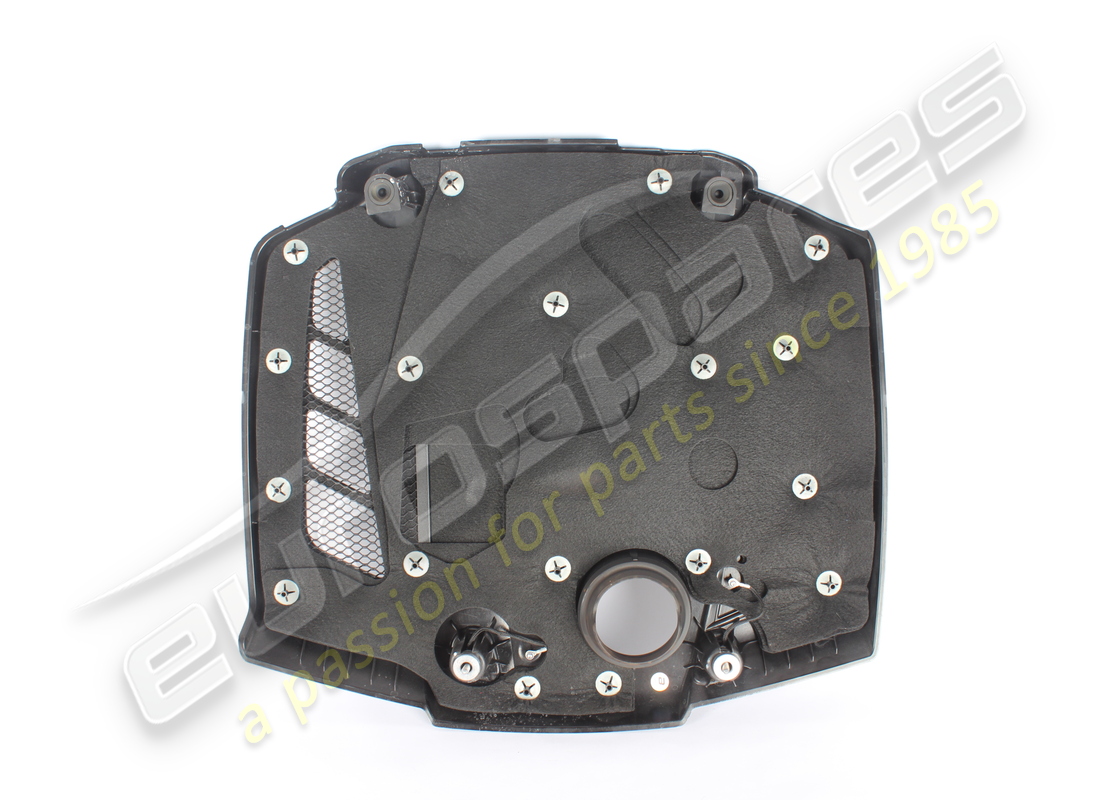 protector estético de motor usado maserati. número de pieza 670156720 (2)