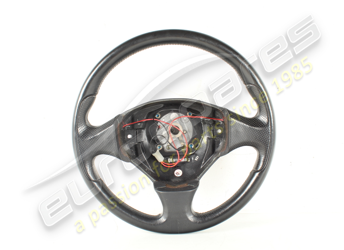 USADO Maserati VOLANTE, NEGRO L. (STD). NÚMERO DE PARTE 387800104 (1)