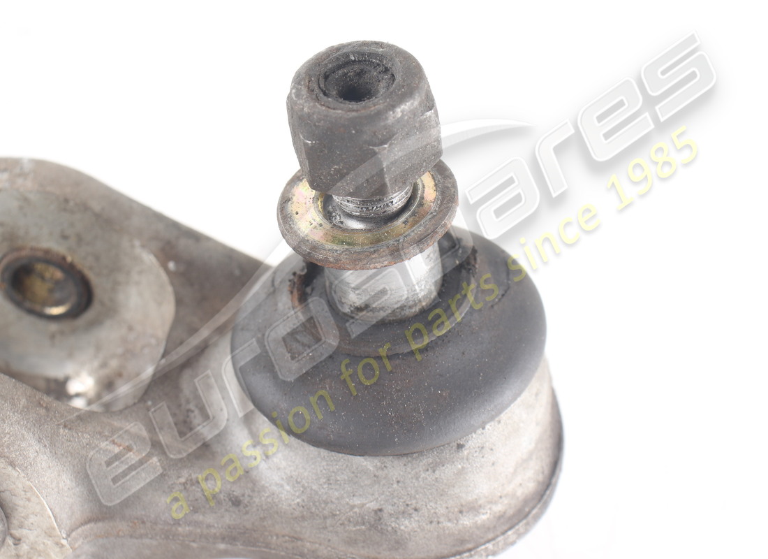 USED MASERATI LOWER RH SUSPENSION ARM. PART NUMBER 386600016 (2) used maserati lower rh suspension arm. part number 386600016 (2)