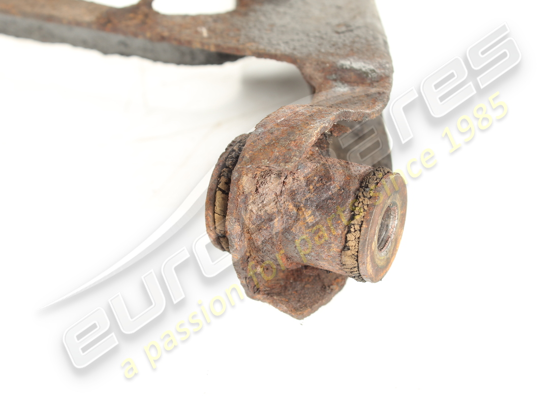 palanca inferior de suspensión trasera derecha usada ferrari. número de pieza 117805 (4)