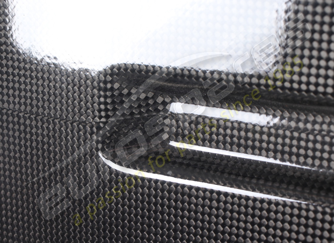 NUEVA CUBIERTA DE MALETERO TRASERO DE CARBONO EUROSPARES. NÚMERO DE PIEZA EAP1732811 (5) nueva cubierta de maletero trasero de carbono eurospares. número de pieza eap1732811 (5)