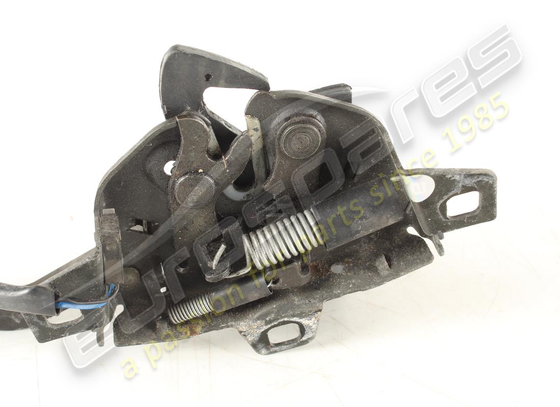 bloqueo del capó maserati usado. número de parte 68175100 (2)