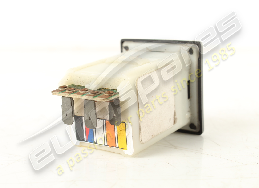 interruptor de tapa de combustible ferrari usado. número de parte 2578089410 (3)