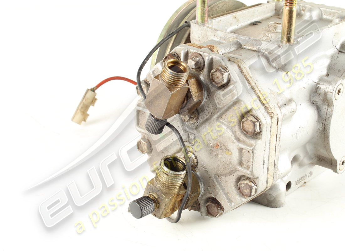 compresor de aire acondicionado usado ferrari (tipo roscado). número de pieza 111222 (5)