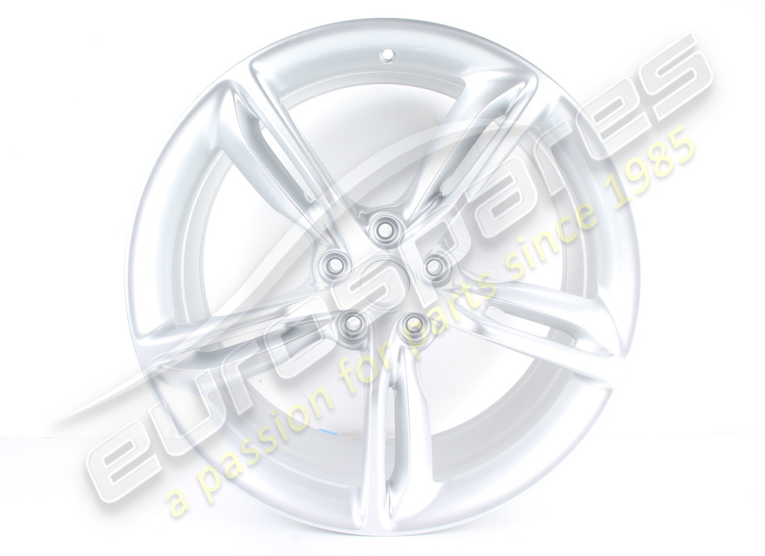 RUEDA DELANTERA Ferrari REACONDICIONADA. NÚMERO DE PARTE 328456 (1)