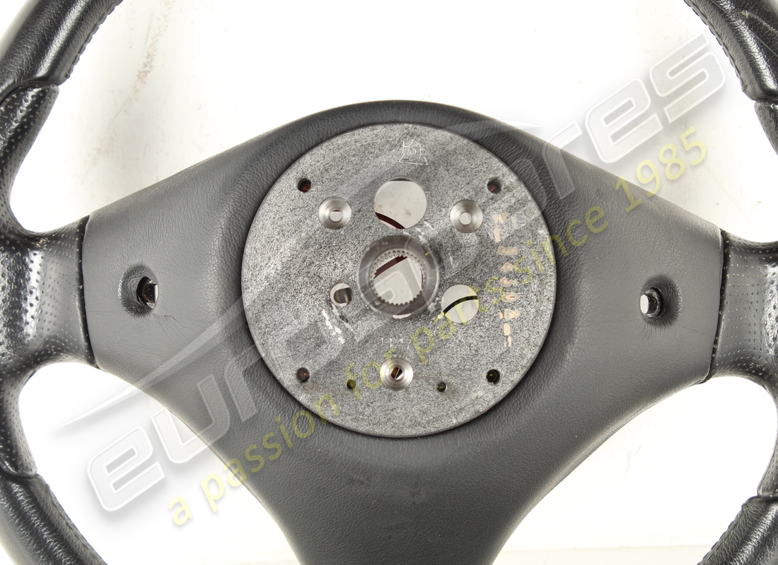 RUEDA DE DIRECCIÓN MASERATI USADA, L. NEGRA (STD). NÚMERO DE PARTE 387800104 (6) rueda de dirección maserati usada, l. negra (std). número de parte 387800104 (6)