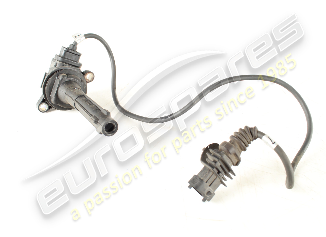 BOBINA DE ENCENDIDO SIMPLE USADA Maserati 700 MM DE LONGITUD. NÚMERO DE PIEZA 203771 (1)