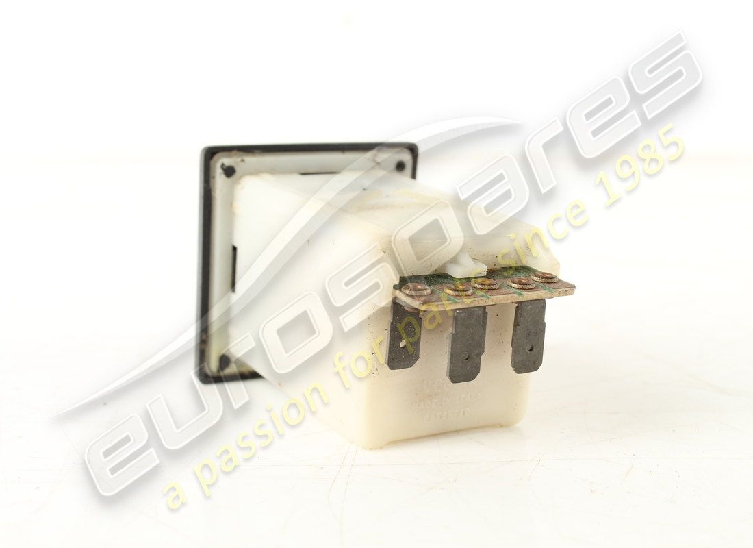 interruptor de capó usado ferrari. número de pieza 2578089210 (4)