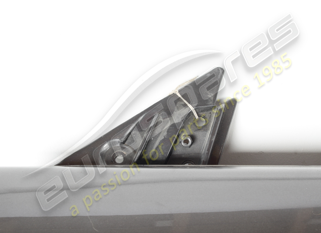 puerta lateral izquierda completa ferrari usada. número de parte 83207811 (2)