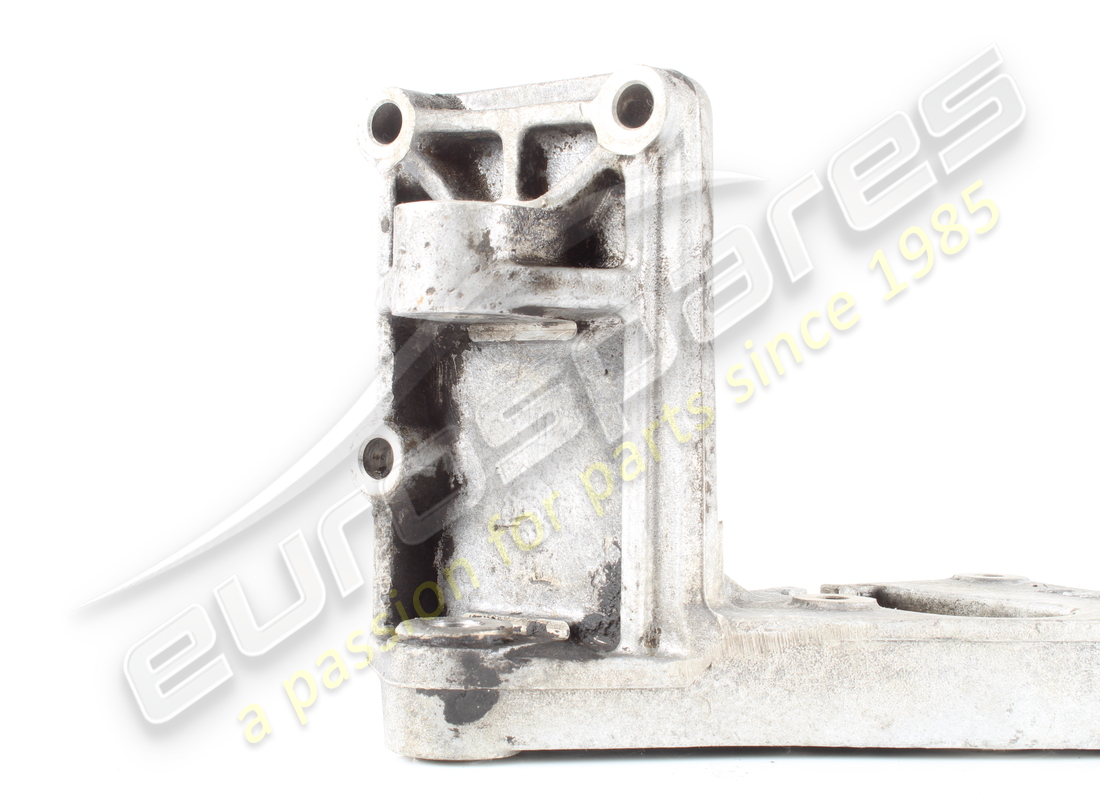 usado ferrari soporte inferior. número de pieza 179704 (2)