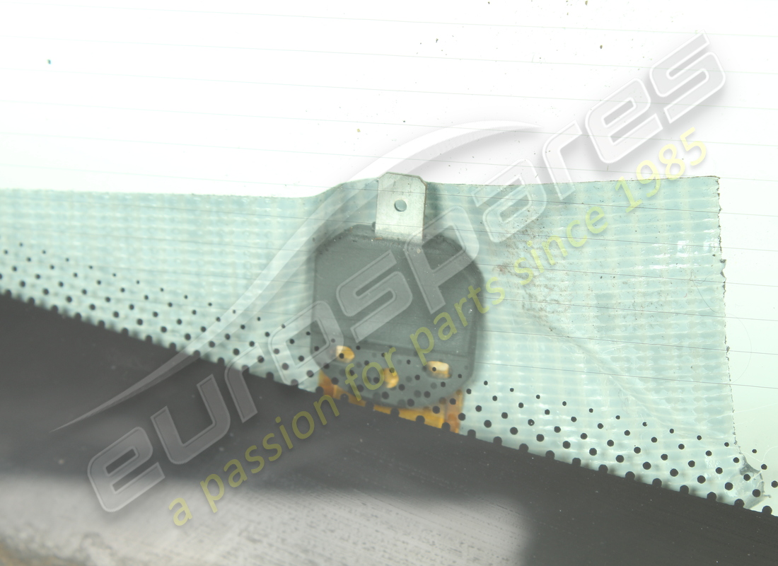 vidrio de ventana trasera maserati usado. número de parte 83745100 (6)