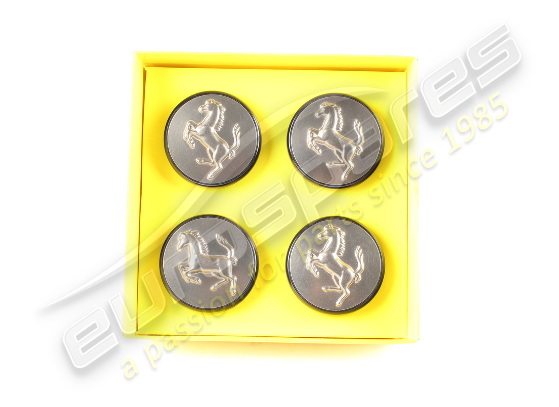 NUEVO (OTROS) Ferrari JUEGO 4 TAPACUBOS DE TITANIO A PRESIÓN. NÚMERO DE PIEZA 70001285 (1)