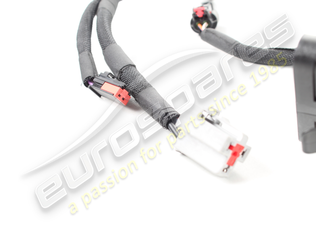 NUEVO CABLE DE LUZ DE DOMO MASERATI. NÚMERO DE PIEZA 670181038 (4) nuevo cable de luz de domo maserati. número de pieza 670181038 (4)