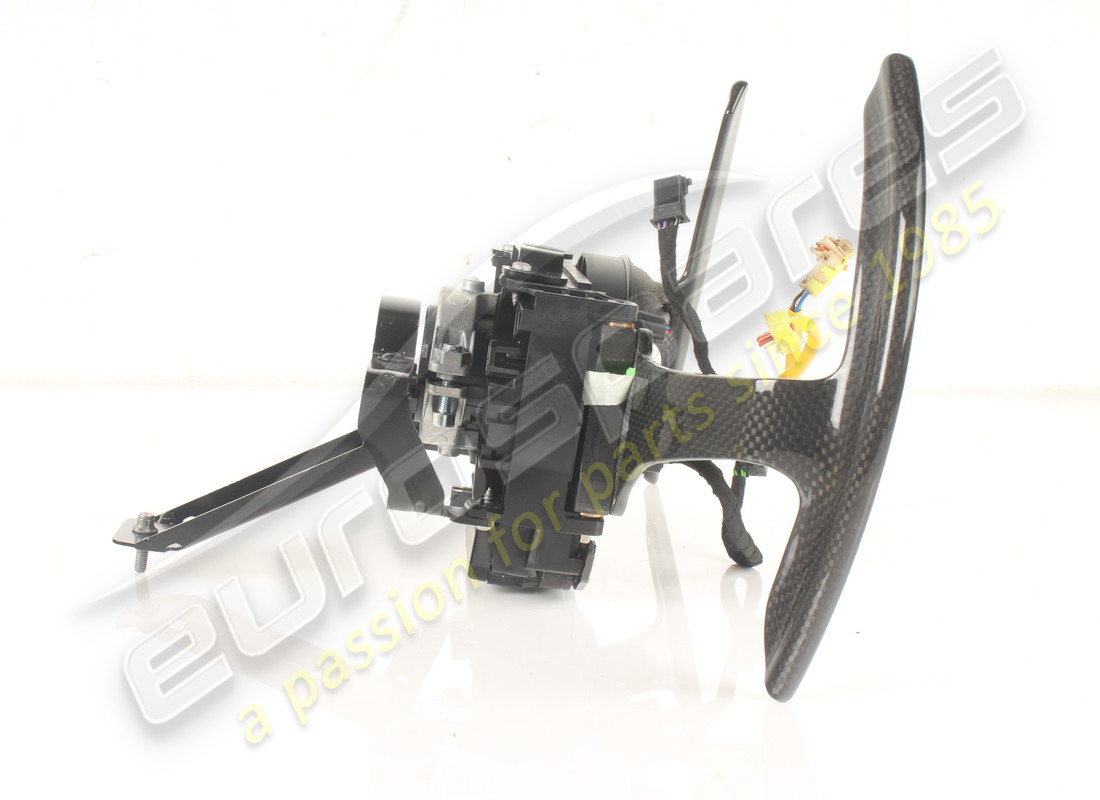 JUEGO DE CONTROL DE CAJA DE CAMBIOS MAGNÉTICO DE CARBONO (BRILLANTE) USADO FERRARI. NÚMERO DE PIEZA 817753 (4) juego de control de caja de cambios magnético de carbono (brillante) usado ferrari. número de pieza 817753 (4)