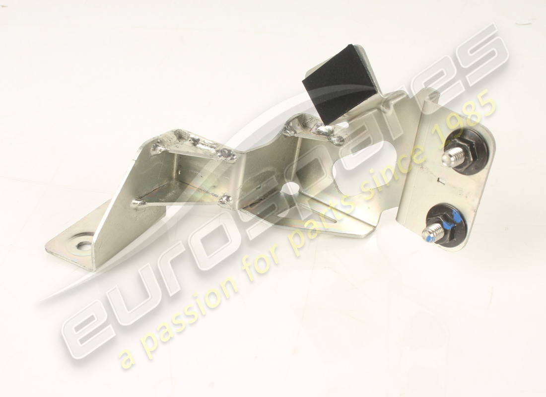 SOPORTE FERRARI USADO. NÚMERO DE PARTE 864176 (2) soporte ferrari usado. número de parte 864176 (2)