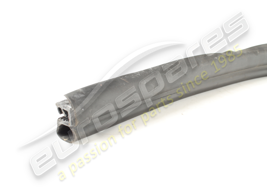 USADO FERRARI SELLO INFERIOR. NÚMERO DE PIEZA 83987400 (3) usado ferrari sello inferior. número de pieza 83987400 (3)