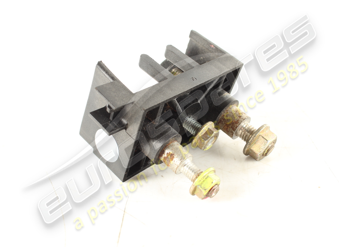 USADO Maserati INSERTAR. NÚMERO DE PIEZA 60510160 (1)