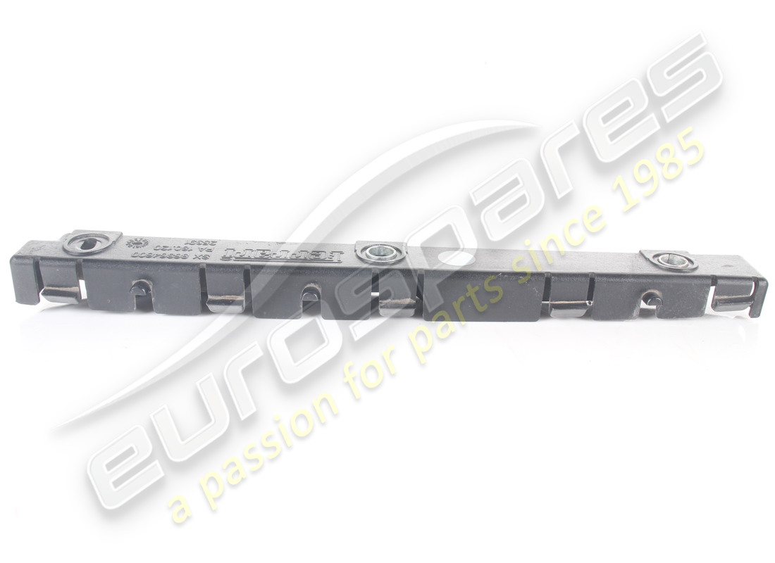 USADO FERRARI SOPORTE DE PARACHOQUES LATERAL TRASERO IZQUIERDO. NÚMERO DE PIEZA 86864600 (2) usado ferrari soporte de parachoques lateral trasero izquierdo. número de pieza 86864600 (2)