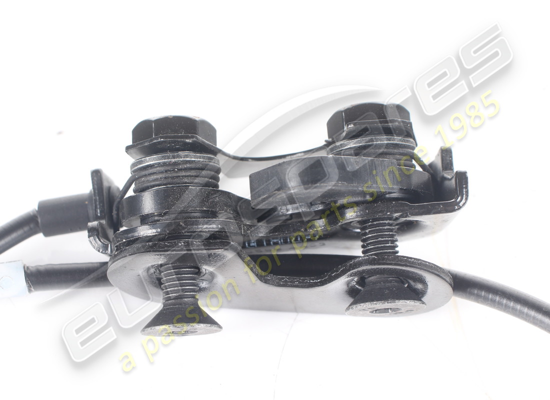 usado ferrari bloqueo der. número de parte 83875900 (3)