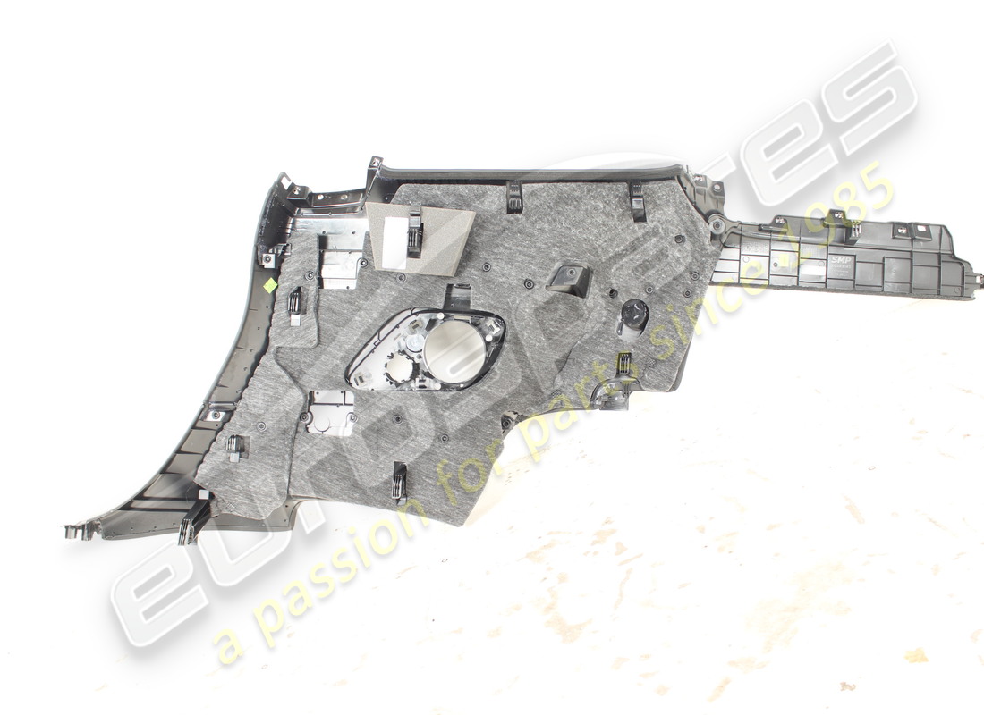 USADO PORSCHE MOLDURA DEL PANEL LATERAL NEGRO/PLATA. NÚMERO DE PIEZA 9GT863165KDSL (3) usado porsche moldura del panel lateral negro/plata. número de pieza 9gt863165kdsl (3)