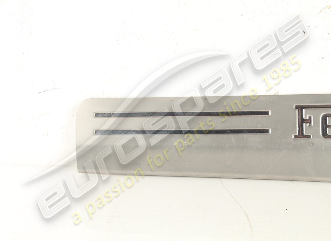 PLACA DE ROCKET DERECHA FERRARI USADA. NÚMERO DE PARTE 81361800 (4) placa de rocket derecha ferrari usada. número de parte 81361800 (4)