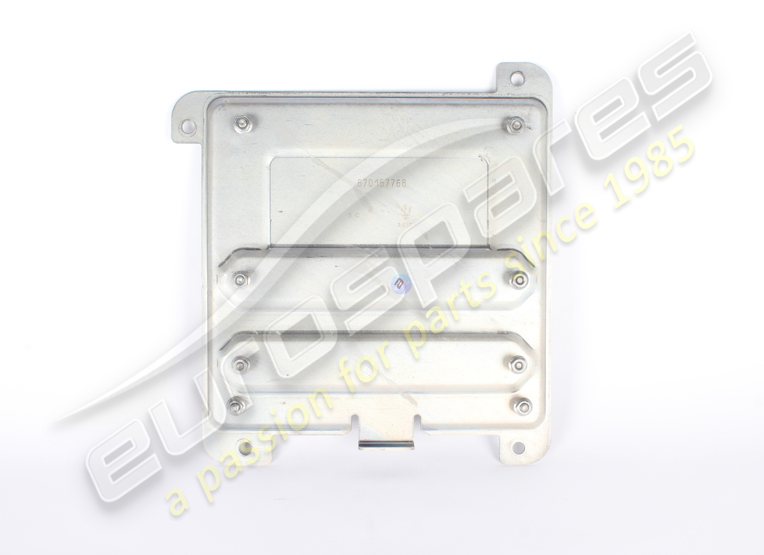 SOPORTE Maserati USADO. NÚMERO DE PARTE 670157768 (1)