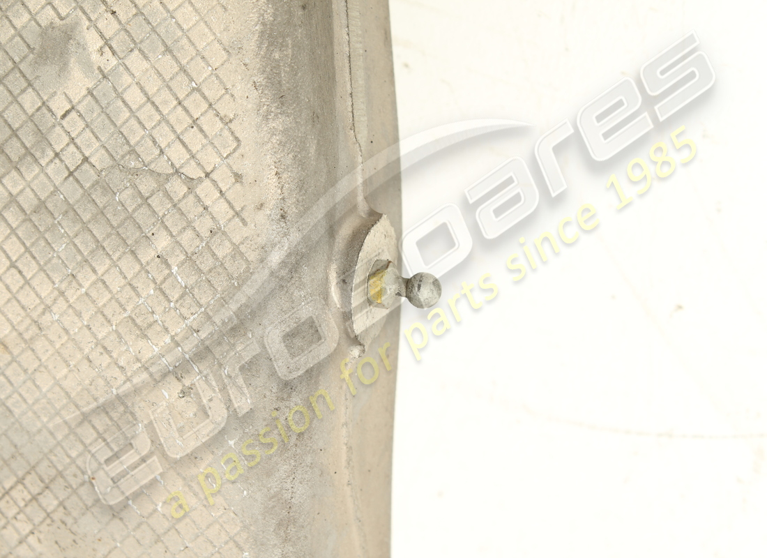 brazo trasero izquierdo completo usado ferrari. número de pieza 810450 (5)