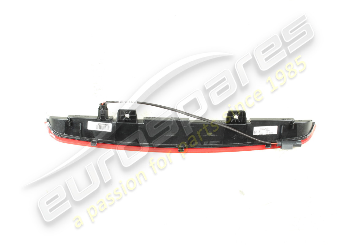 nueva luz de freno complementaria maserati. número de pieza 675001952 (2)