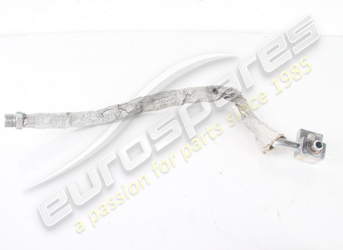 TUBERIA Ferrari USADA DEL COMPRESOR A UNDE. NÚMERO DE PARTE 86240500 (1)