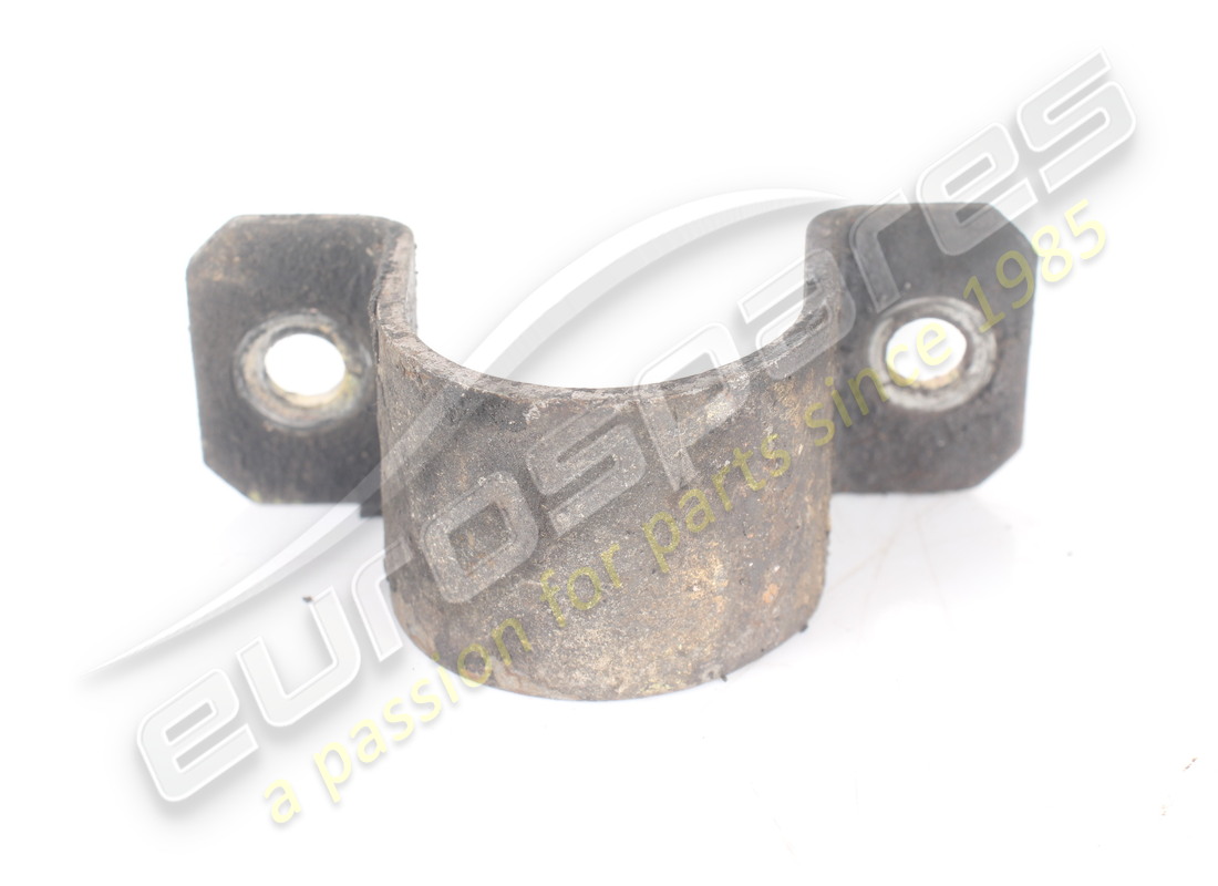USED MASERATI BUSHING MOUNTING BRACKET. PART NUMBER 329405800 (2) used maserati bushing mounting bracket. part number 329405800 (2)