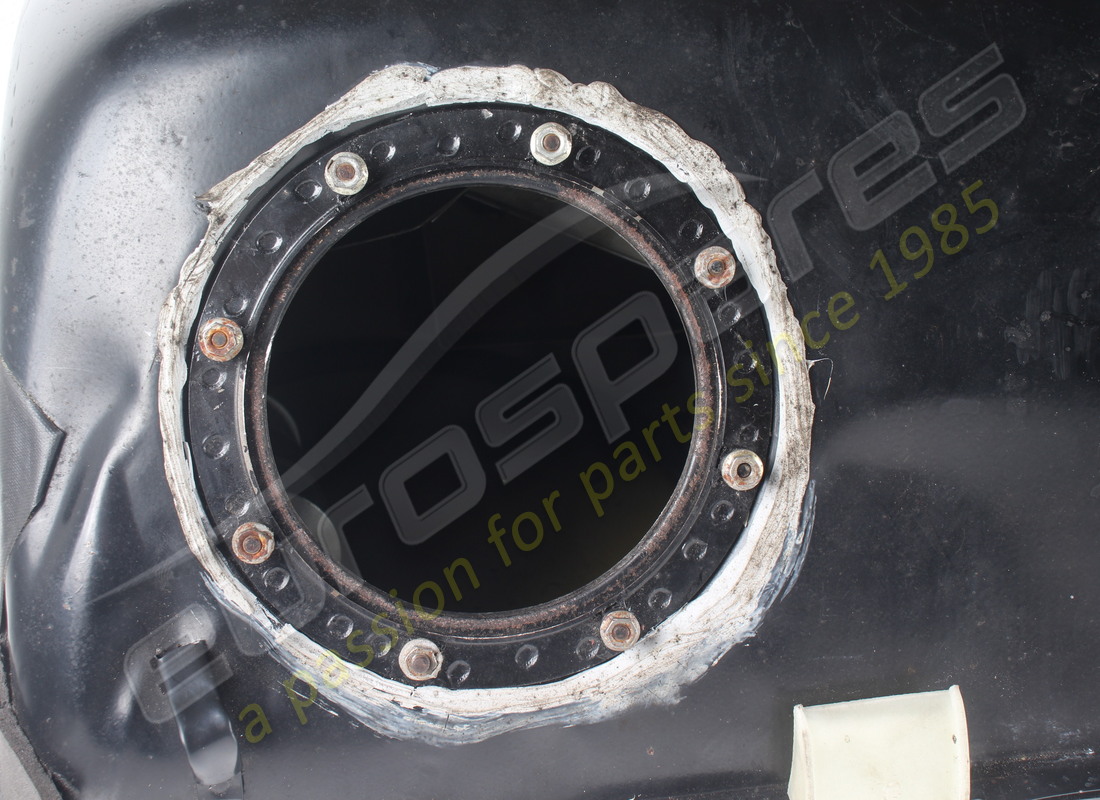 tanque de combustible maserati usado. número de parte 379230006 (3)