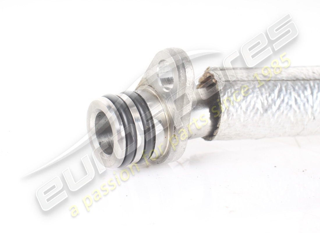 TUBO DE RETORNO DE ACEITE FERRARI USADO DE LA TURB LH. NÚMERO DE PARTE 327479 (2) tubo de retorno de aceite ferrari usado de la turb lh. número de parte 327479 (2)