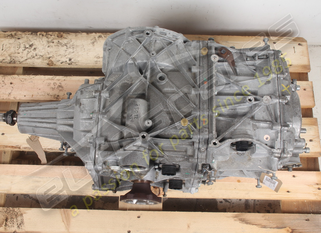 CAJA DE CAMBIOS DCT COMPLETA FERRARI USADA. NÚMERO DE PARTE 864807 (6) caja de cambios dct completa ferrari usada. número de parte 864807 (6)