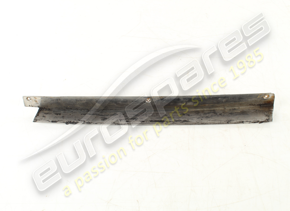 MOLDURA FERRARI RH USADA. NÚMERO DE PARTE 2554260108 (2) moldura ferrari rh usada. número de parte 2554260108 (2)