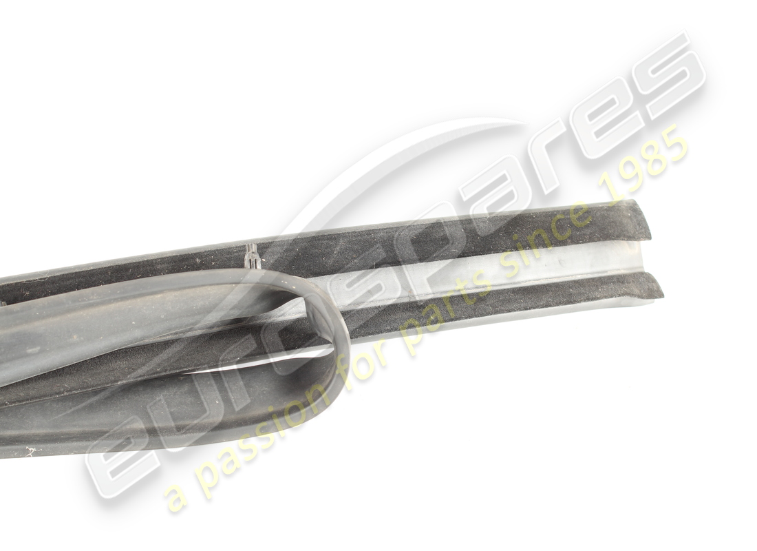 sello perimetral interior de puerta izquierda ferrari usado. número de parte 81304700 (2)