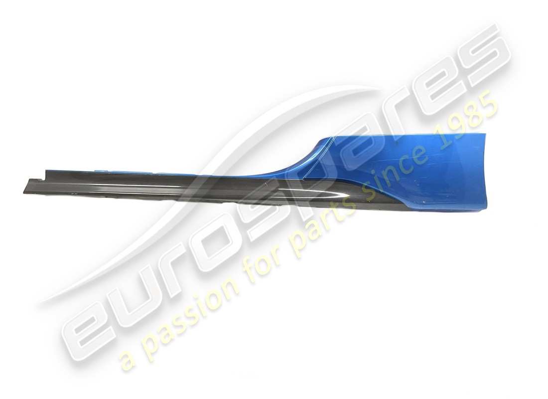 FALDÓN LATERAL DE CARBONO Ferrari IZQUIERDO USADO. NÚMERO DE PARTE 985796474 (1)