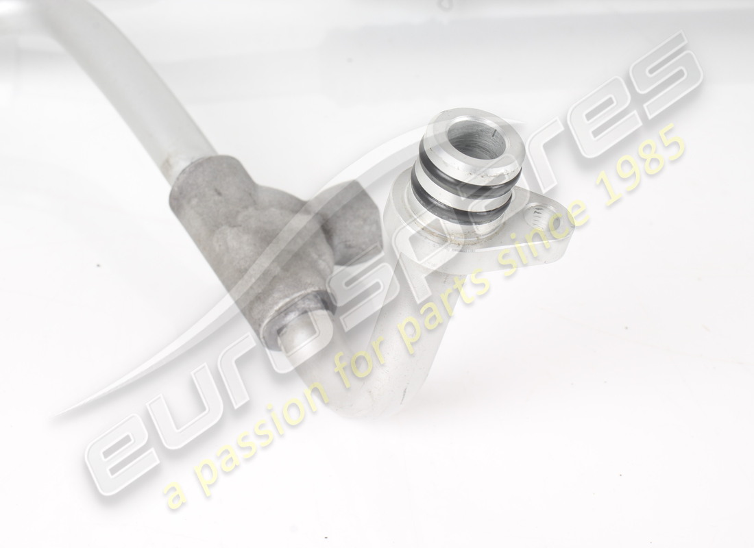 usado ferrari tubo ingresso e carico pompa. número de parte 813354 (2)