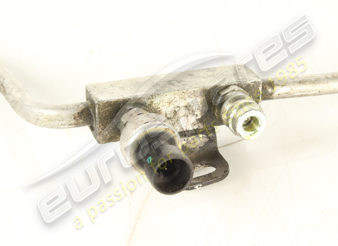 used ferrari pipe with filler. part number 266283 (3)