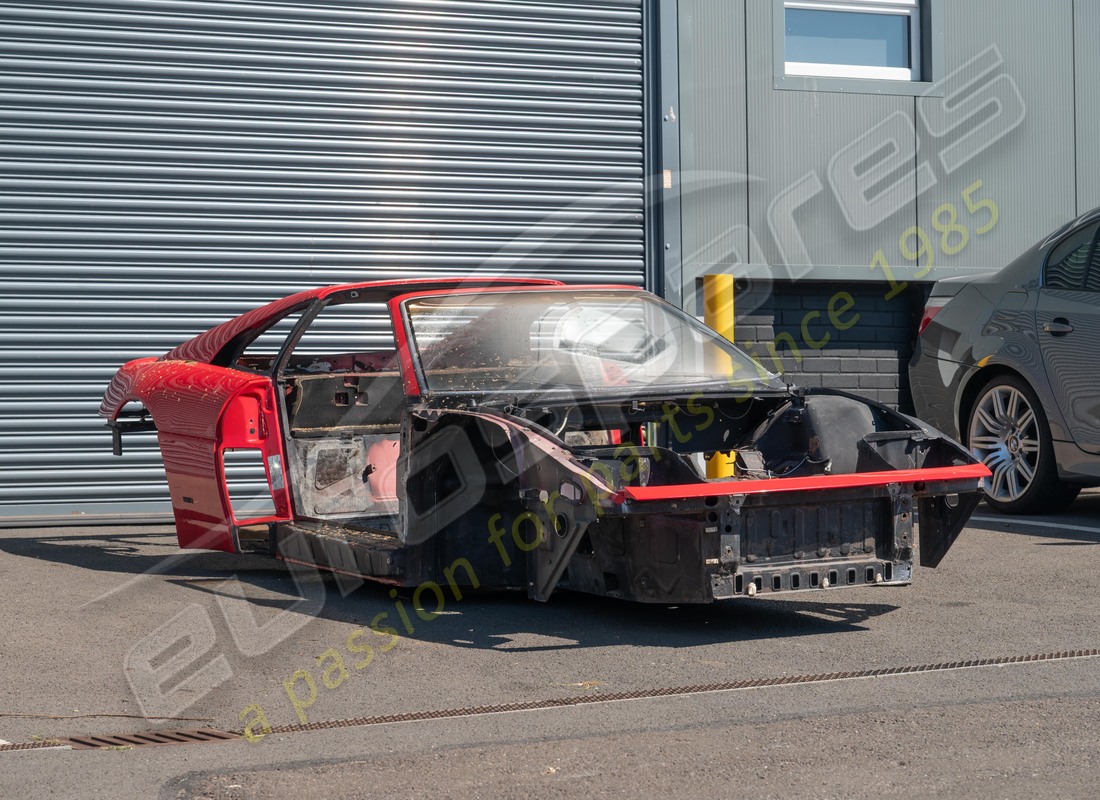 conjunto del extremo trasero ts ferrari ferrari 348 usado. número de parte 62077900 (2)