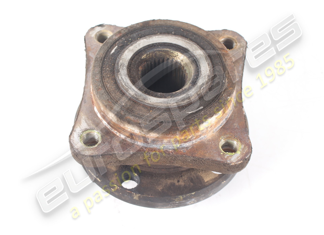 COJINETE CON BRIDA USADO MASERATI PARA SUSPENSIÓN TRASERA. NÚMERO DE PIEZA 387200388 (3) cojinete con brida usado maserati para suspensión trasera. número de pieza 387200388 (3)