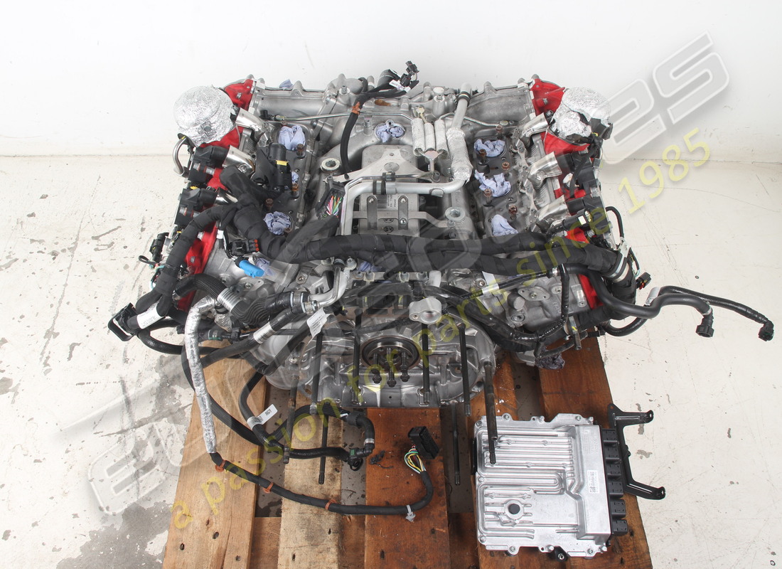 motor ferrari 296 usado. número de parte 985000364 (3)