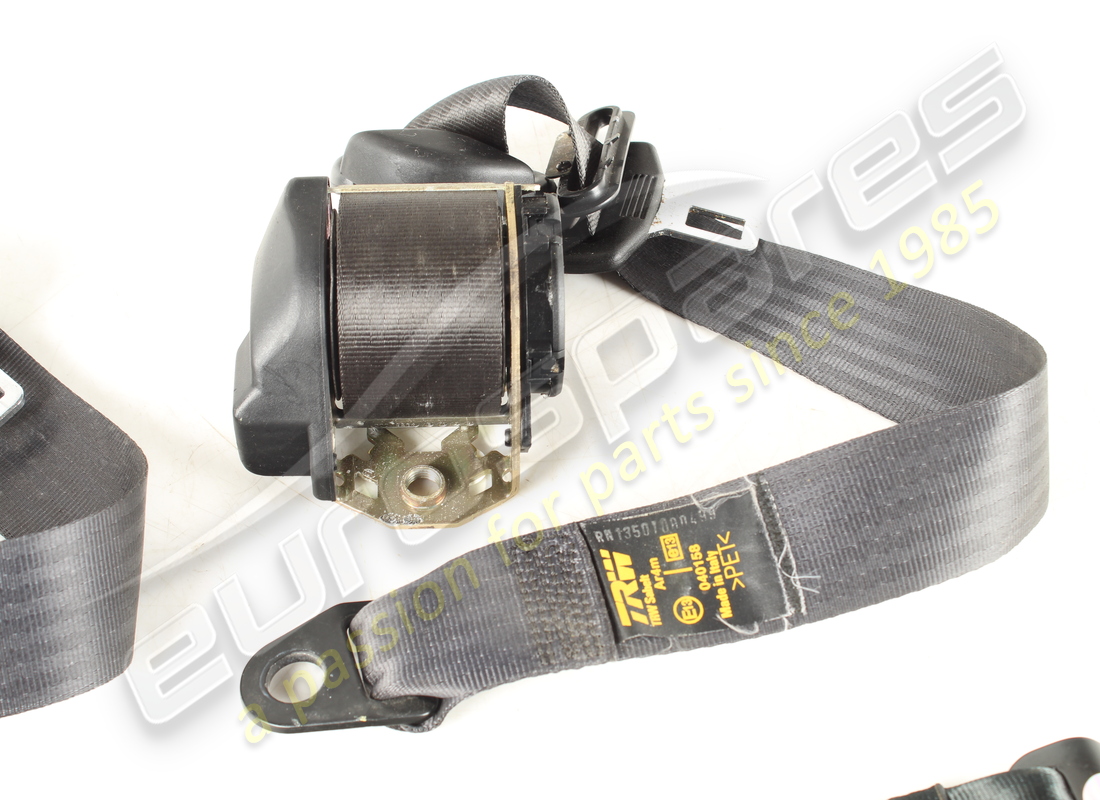 KIT MASERATI TRASERO CINTURONES DE SEGURIDAD USADO M338A. NÚMERO DE PARTE 388150018 (3) kit maserati trasero cinturones de seguridad usado m338a. número de parte 388150018 (3)