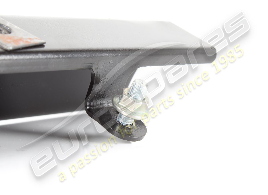 usado ferrari soporte interno derecho completo. número de pieza 330821 (3)