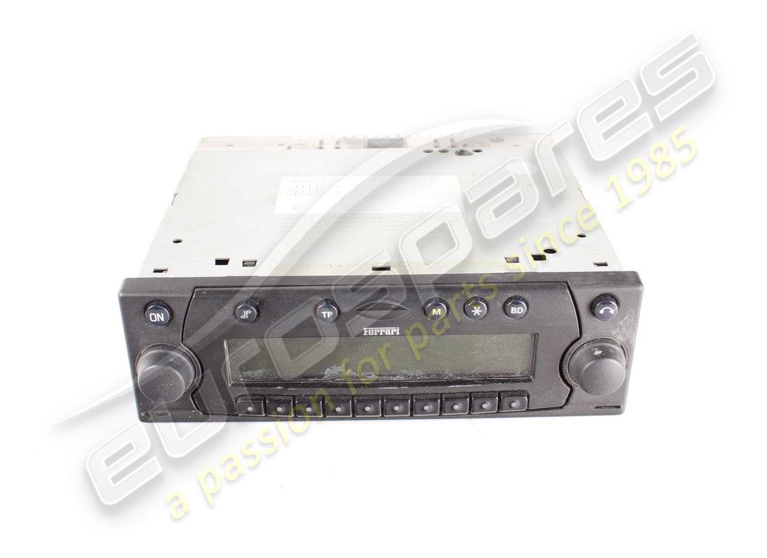 RADIO/CASSETTE ESTÉREO USADO Ferrari. NÚMERO DE PIEZA 168855 (1)