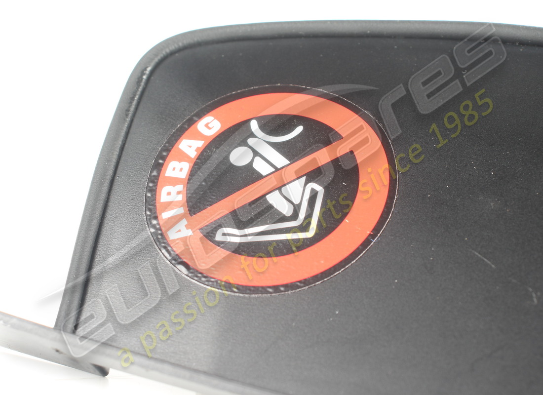 panel lateral izquierdo usado ferrari. número de pieza 85329800 (2)