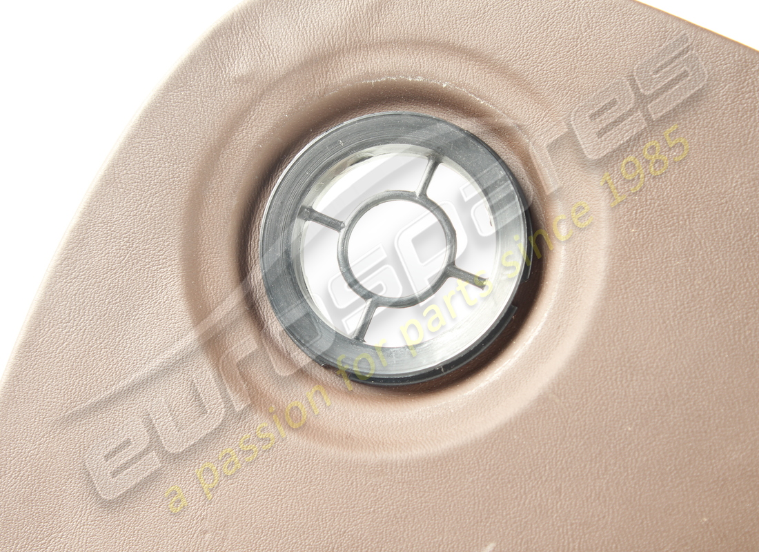 PANEL EXTREMO DEL TABLERO IZQUIERDO USADO FERRARI. NÚMERO DE PIEZA 81995107 (2) panel extremo del tablero izquierdo usado ferrari. número de pieza 81995107 (2)