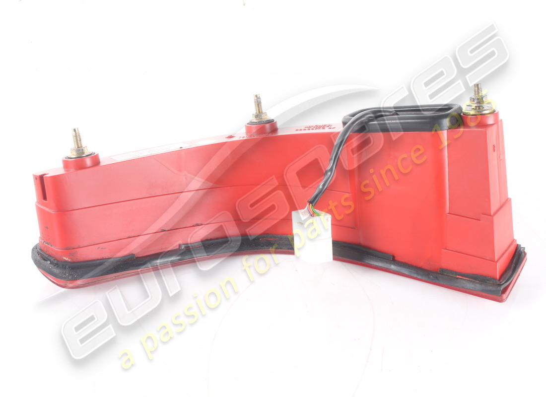 LUZ TRASERA DERECHA USADA MASERATI. NÚMERO DE PIEZA 383100138 (3) luz trasera derecha usada maserati. número de pieza 383100138 (3)