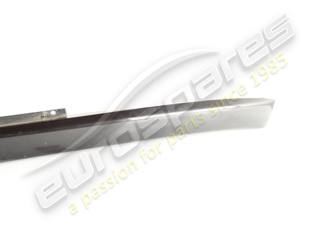 falda lateral izquierda maserati usada. número de parte 980000907 (4)