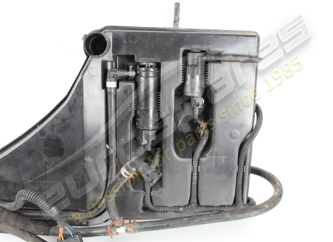 DEPÓSITO DE ARANDELA MASERATI USADO. NÚMERO DE PARTE 670001648 (5) depósito de arandela maserati usado. número de parte 670001648 (5)