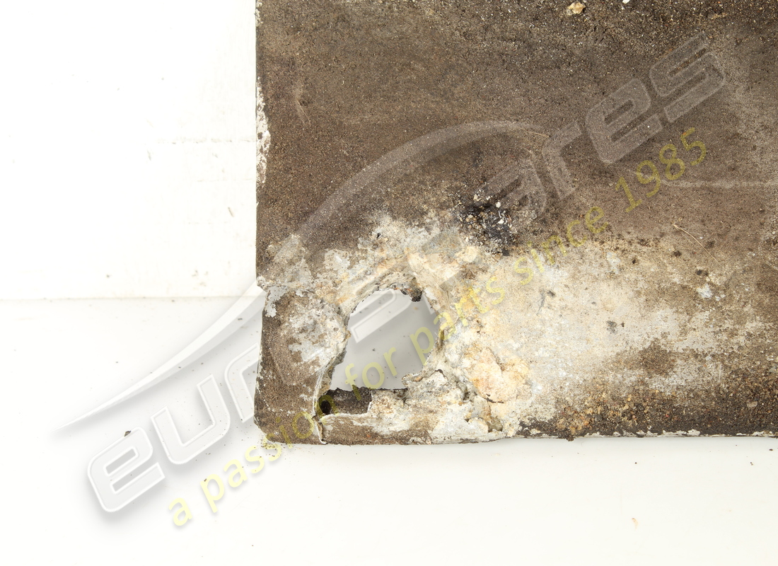 used ferrari cover *?*. part number 118780 (3)